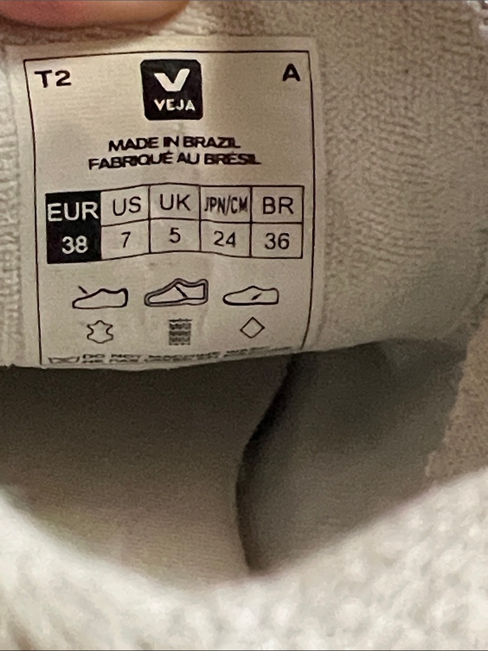 Veja White Leather Sneakers with Black V Logo Detail size 7 - Picture 13 of 15